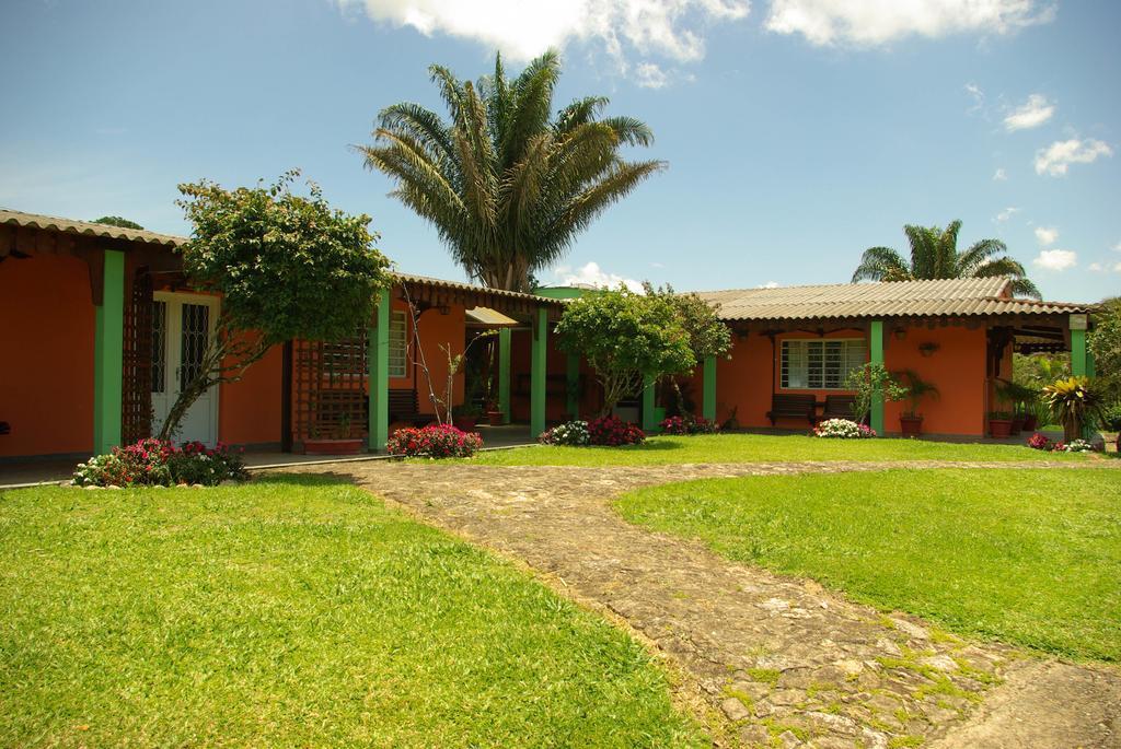 Pousada Recanto Aguas Vivas Turvo dos Gois Экстерьер фото